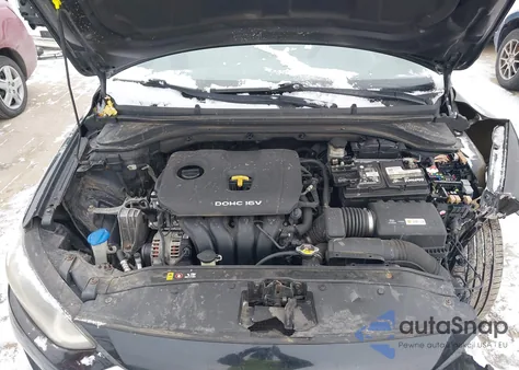 2017 Hyundai Elantra Se from USA, damaged, VIN 5NPD84LF0HH139304